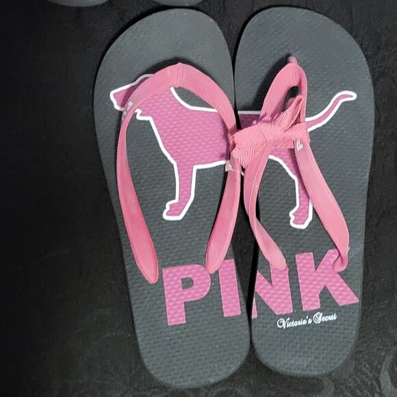 VICTORIA'S SECRET "PINK DOG LOGO" WOMEN FLIP FLOPS - SIZE MEDIUM - NWOT - Picture 1 of 6